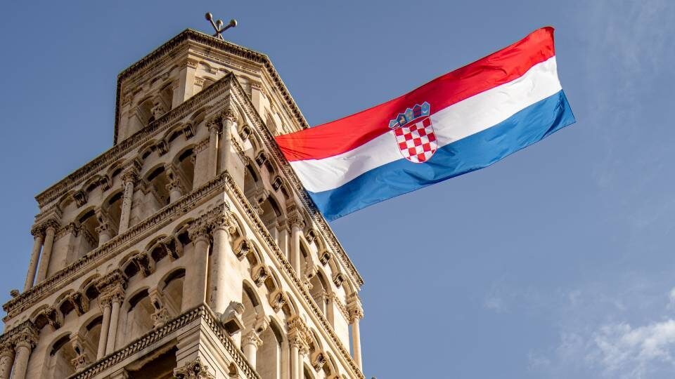 Η Κροατία στην Ευρωζώνη: Μακροοικονομική σταθερότητα ή απλώς απώλεια νομισματικής ανεξαρτησίας;