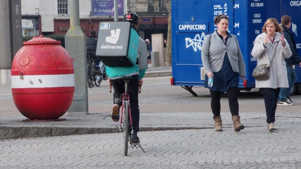 Η Deliveroo αποχωρεί από την Γερμανία και επικεντρώνει σε άλλες χώρες