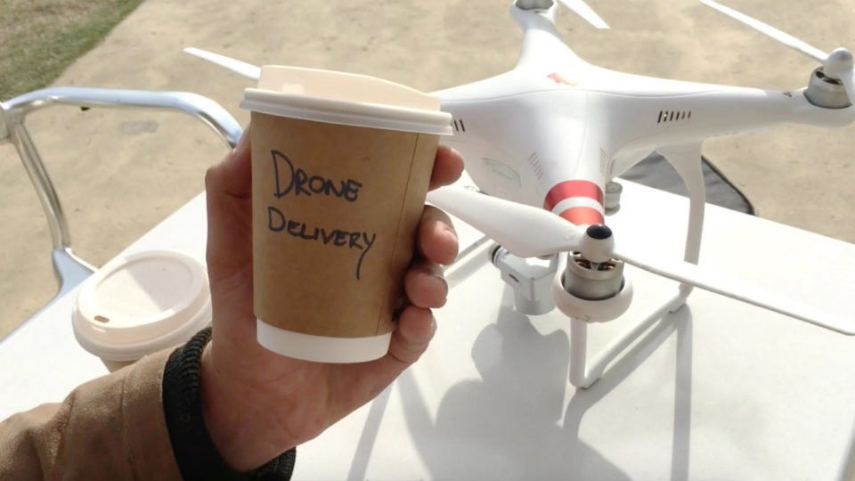 Στην Πάτρα κάνουν delivery με... drone! (vid)