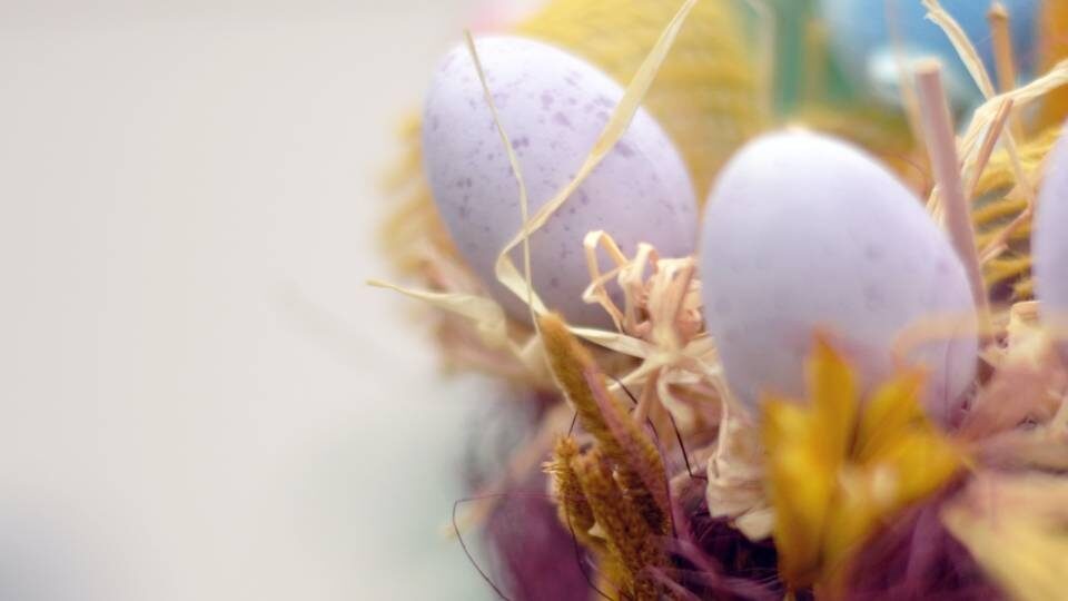 «Καλάθι των νονών»: Από τις 29 Μαρτίου με λαμπάδες, παιχνίδια, σοκολατένια αυγά