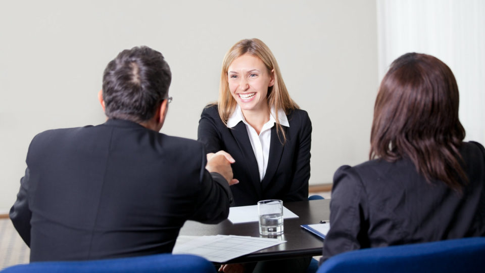 5 λάθη που πρέπει να αποφύγετε στην επαγγελματική συνέντευξη