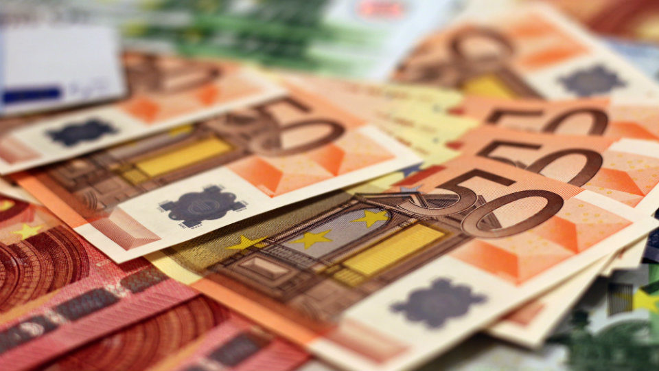 Αύξηση κατά 2,9 δισ. ευρώ στα φορολογικά έσοδα στο 5μηνο του 2022