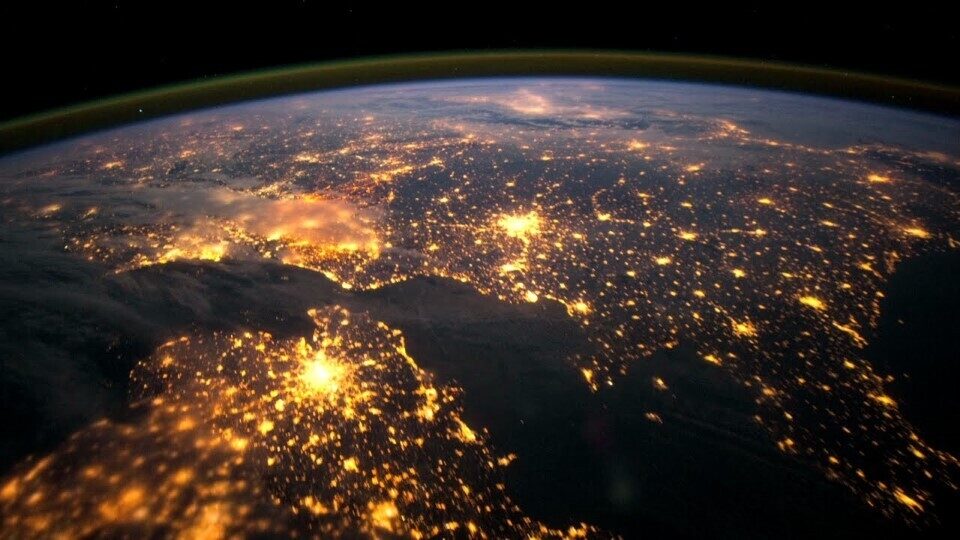 Με το βλέμμα στον ουρανό: Η Ευρώπη εξελίσσεται σε hub διαστημικής επιχειρηματικότητας