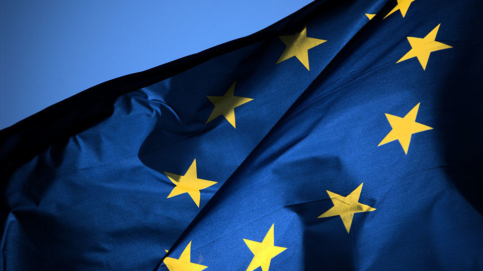 ΕΕ: Η εμπιστοσύνη των Ευρωπαίων στις υπηρεσίες εξακολουθεί να χρειάζεται βελτίωση