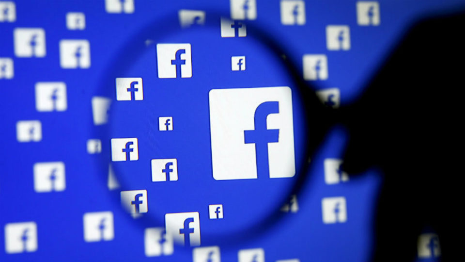 Διέρρευσαν τα προσωπικά δεδομένα 533 εκατ. χρηστών του Facebook