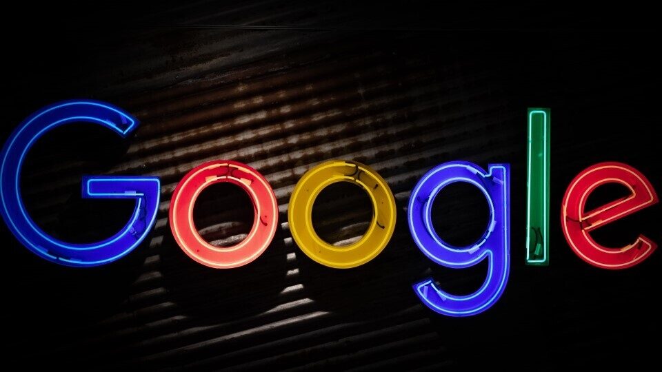 Συνασπισμός 165 εταιρειών και ενώσεων ζητά αντιμονοπωλιακή δράση κατά της Google