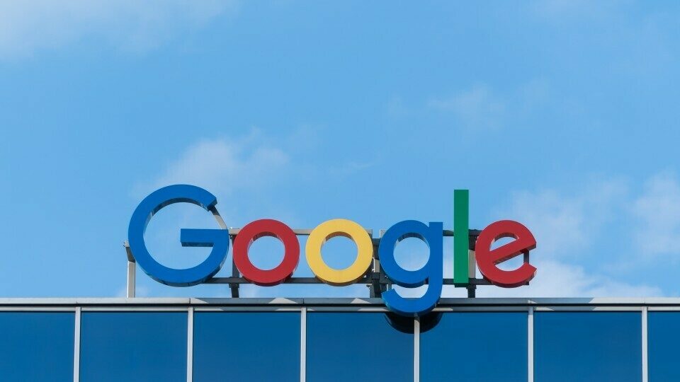 Παρά την πανδημία, η Google επενδύει 1 δισ. δολάρια για γραφεία στο Λονδίνο