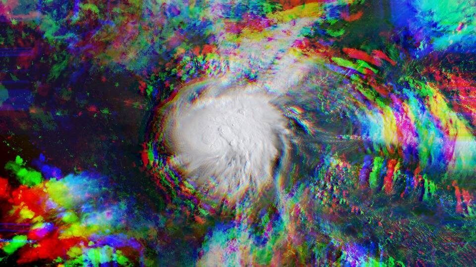 Ένας τυφώνας οδηγεί σε εξαιρετικά θετικά συμπεράσματα για την τηλεεργασία