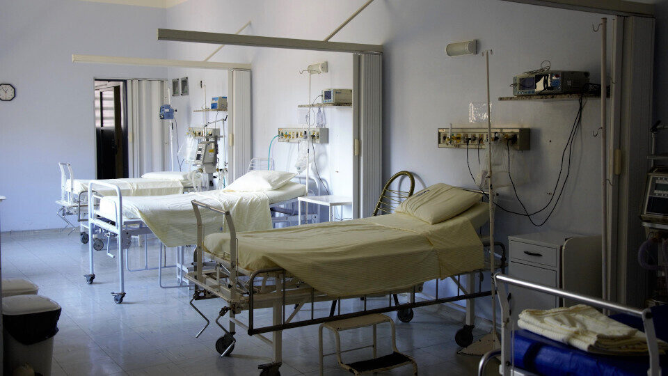 ΙΟΒΕ: Αύξηση 1,4% του κόστους των νοσοκομειακών αποζημιώσεων το 2020