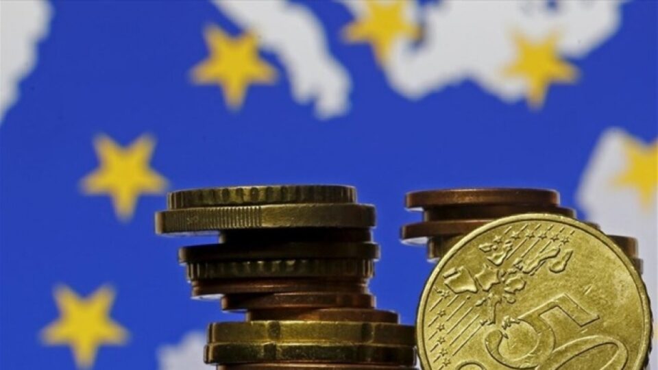 Eurostat: Χαμηλότερη του αναμενομένου η ανάπτυξη στην Ευρωζώνη στο β΄ τρίμηνο - Υψηλές επιδόσεις για την Ελλάδα