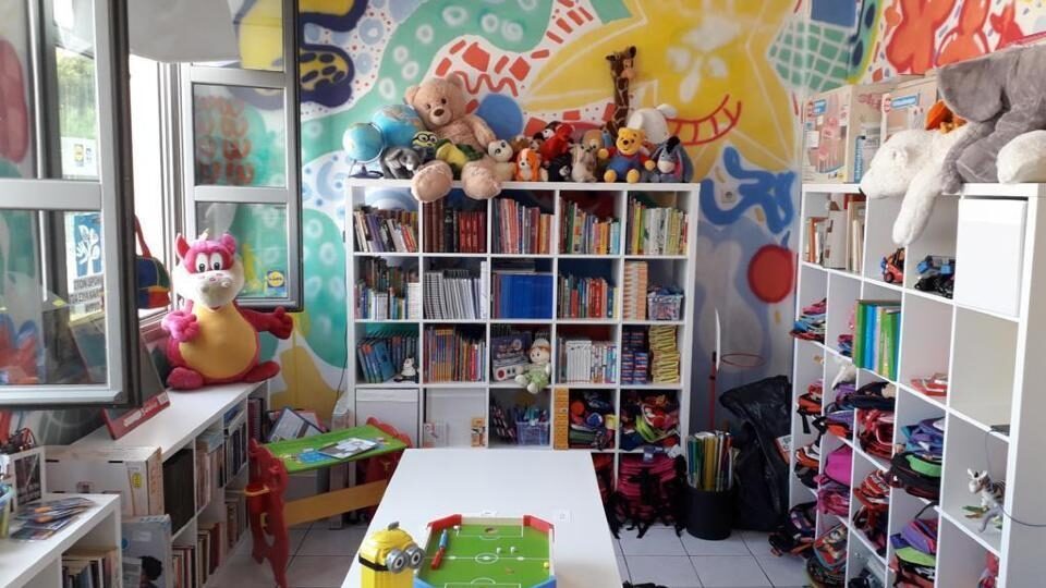 Κοινωνικό Βιβλιοχαρτοπωλείο και κατάστημα παιχνιδιών από τον Δήμο Αθηναίων