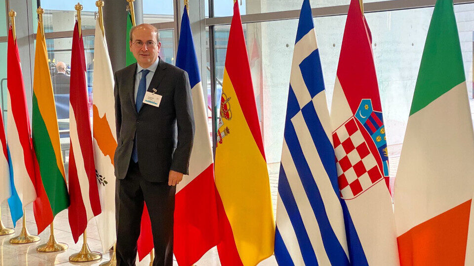 Μέτρα για την αντιμετώπιση της ενεργειακής φτώχειας ζητά ο Χατζηδάκης από την ΕΕ