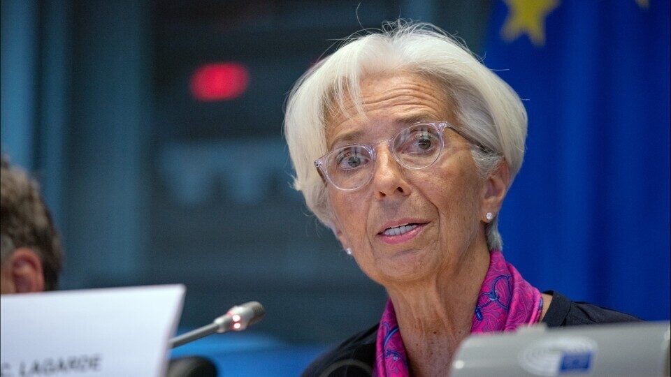 Είναι επίσημο: Η Christine Lagarde αναλαμβάνει την προεδρία της ΕΚΤ