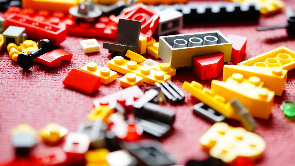 Lego: 400 εκατ. δολάρια για ανάπτυξη βιώσιμων παιχνιδιών και συσκευασιών