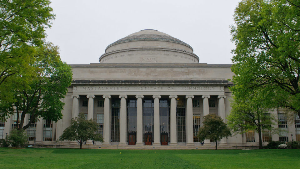 MIT: 1 δισ. δολάρια για νέο κολέγιο γύρω από την τεχνητή νοημοσύνη