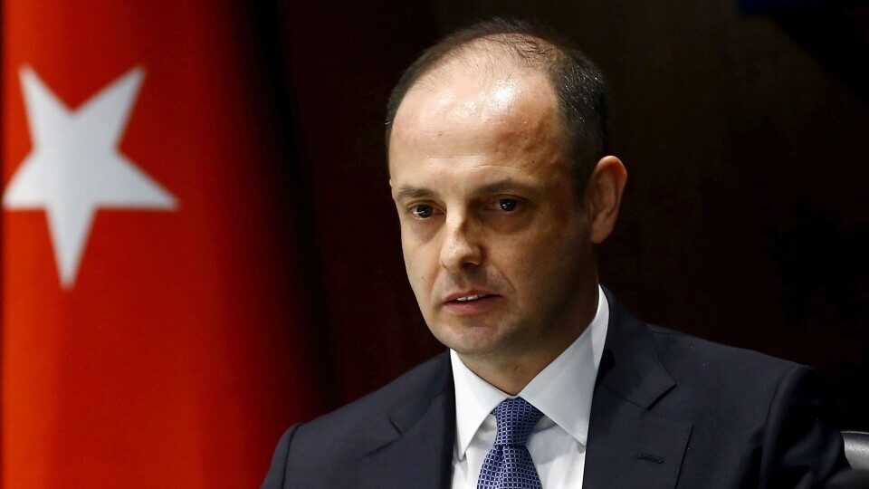 Ο Ερντογάν «καρατόμησε» τον Διοικητή της Κεντρικής Τράπεζας