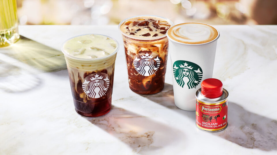 Oleato: Τα Starbucks προσθέτουν μια κουταλιά λάδι… στον καφέ