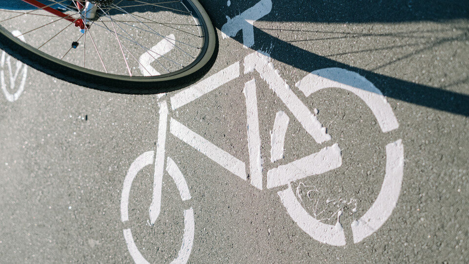Όροι για τη δημιουργία θέσεων στάθμευσης μοτοσικλετών, μοτοποδηλάτων και ποδηλάτων