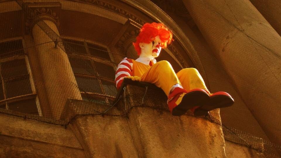 Που χάθηκε ο κοκκινομάλλης κλόουν του fast food, Ronald McDonald;