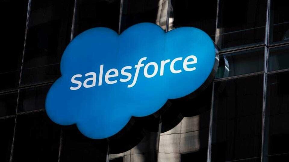 Λύσεις τεχνητής νοημοσύνης για τον τομέα της υγείας φέρνει η Salesforce