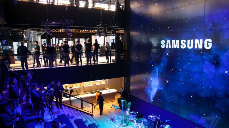 Η Samsung Display θα επενδύσει 11 δισ. δολάρια για νέες γραμμές παραγωγής