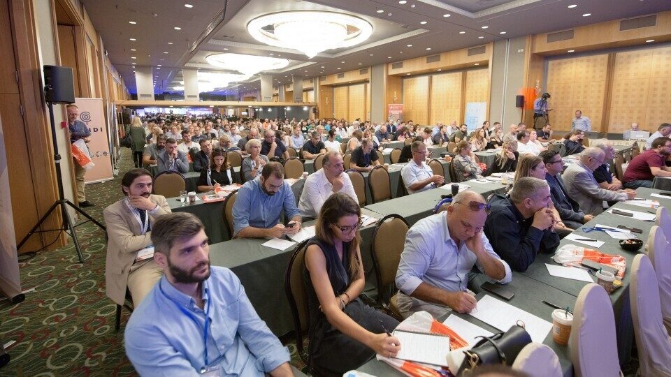8o συνέδριο e-Business and Social Media World: Ηλεκτρονικό επιχειρείν και social media στο επίκεντρο