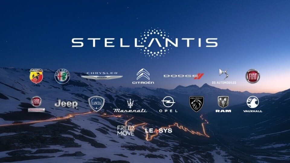 Η Stellantis θα επενδύσει 30 δισεκατομμύρια ευρώ στα ηλεκτρικά οχήματα