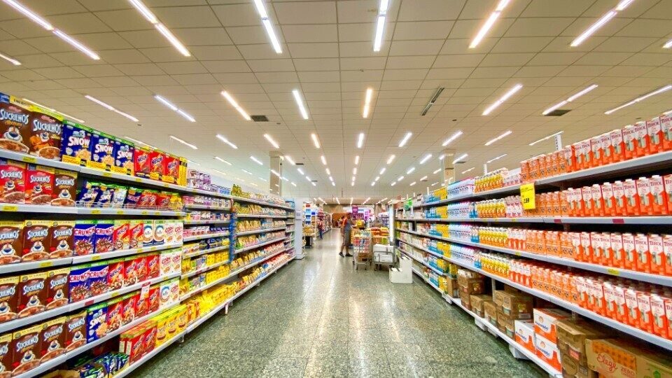 Nielsen: Κατά 9,7% αυξήθηκαν οι πωλήσεις των supermarkets το 2020