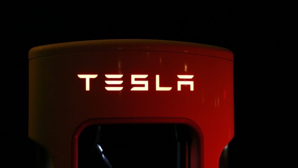 «Στα σκαριά» το νέο εργοστάσιο της Tesla, με 5.000 θέσεις εργασίας