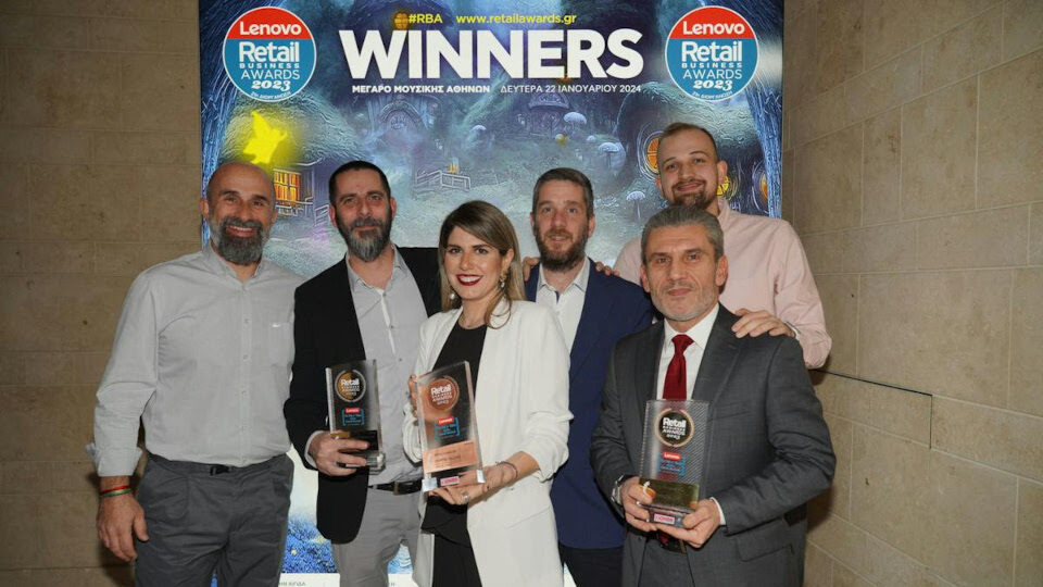 Τριπλή διάκριση για την ομάδα της Coffee Island στα Retail Business Awards 2023