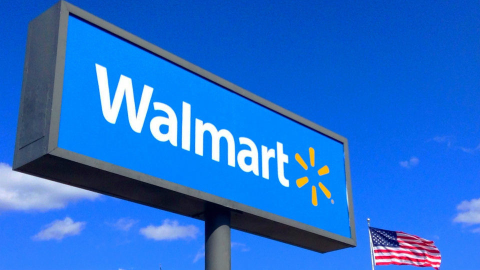 Walmart: Συμβιβασμός 65 εκατ. δολαρίων για μη παροχή καθίσματος στους ταμίες