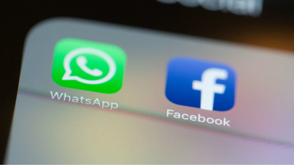 Προτιμούν το WhatsApp από το Facebook για να ενημερωθούν