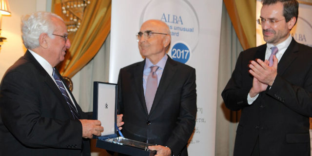 Απονομή του 4ου ALBA Business unusual Award στον κ. Θεόδωρο Βασιλάκη