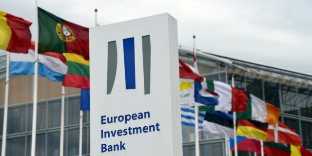 Το InvestEU και το Ευρωπαϊκό Ταμείο Επενδύσεων στηρίζουν το ταμείο υποδομών απανθρακοποίησης