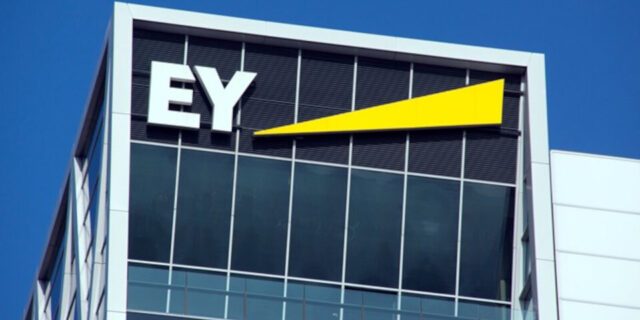 EY για παγκόσμιες IPOs: Αύξηση 20% παρά την αβεβαιότητα το α’ τρίμηνο 2025