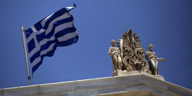Το «στοίχημα» των επενδύσεων τροχοδρομεί την πορεία της ελληνικής οικονομίας το 2024