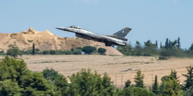 Η Lockheed Martin και η ΕΑΒ παραδίδουν το 10ο F-16V στην Ελληνική Πολεμική Αεροπορία