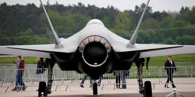 Lockheed Martin​: Σύμβαση 7,8 δισ. δολ. για το F-35 με το αμερικανικό Πεντάγωνο ​