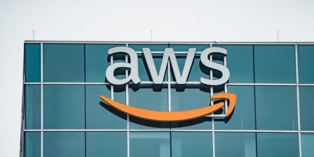 Η IBM υπέγραψε Συμφωνία Στρατηγικής Συνεργασίας με την Amazon Web Services