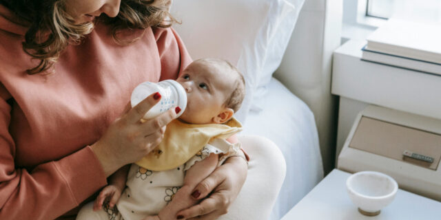 Επίδομα μητρότητας: Άνοιξε η πλατφόρμα για μη μισθωτές - Οδηγίες για την υποβολή της αίτησης