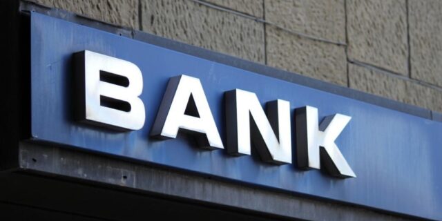Alpha Finance για τράπεζες: Αναβαθμίζει τις τιμές - στόχους δίνοντας έμφαση στην ενίσχυση της κερδοφορίας μέσω εξαγορών