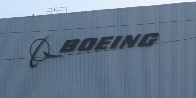 ΗΠΑ: H Boeing αναστέλλει τις δοκιμαστικές πτήσεις του 777X – Παρουσιάστηκε ελάττωμα σε εξάρτημα