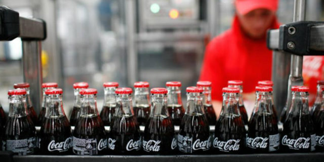 Coca-Cola Τρία Έψιλον: 50 εποχιακές προσλήψεις για το τμήμα πωλήσεων