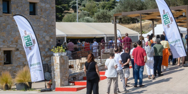 Μεγάλη προσέλευση στην Ημέρα Καριέρας της ELPEN στην Κερατέα για τη στελέχωση του νέου εργοστασίου
