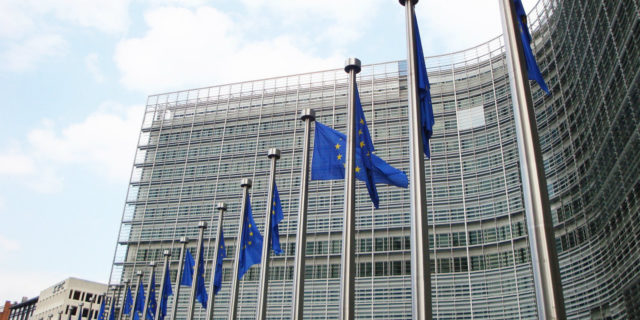 Οι επιδόσεις της ΕΕ στην καινοτομία συνεχίζουν να βελτιώνονται παρά τις δυσκολίες