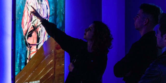 Holy Art: H πρώτη digital gallery σε στοά της Πραξιτέλους