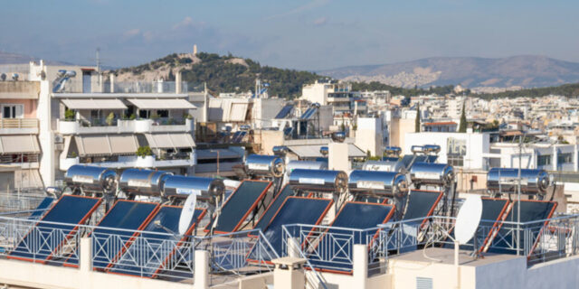 Ένωση Βιομηχανιών Ηλιακής Ενέργειας: Προβληματισμός για τις καθυστερήσεις στο «Αλλάζω Θέρμανση και Θερμοσίφωνα»