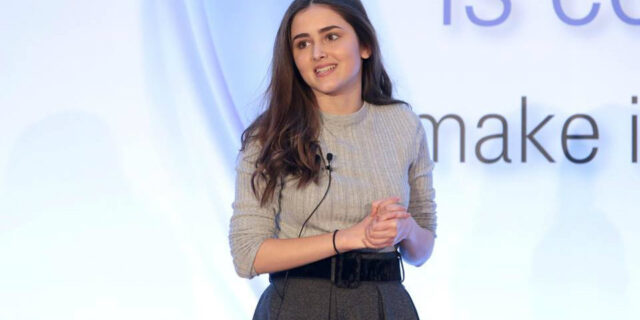 Αποθεώθηκε η 17χρονη μαθήτρια «επιχειρηματίας» Μαρία Κοκάλα  στο συνέδριο του MDRT