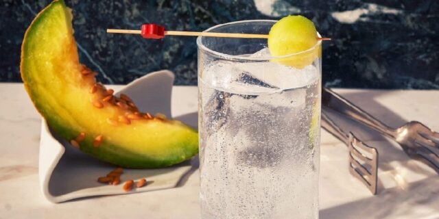 4 συνταγές για τα πρώτα καλοκαιρινά homemade cocktails