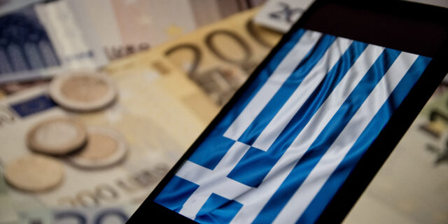 H μεσαία τάξη στην Ελλάδα του 2025 και πως συνδέεται με την μικρομεσαία επιχειρηματικότητα